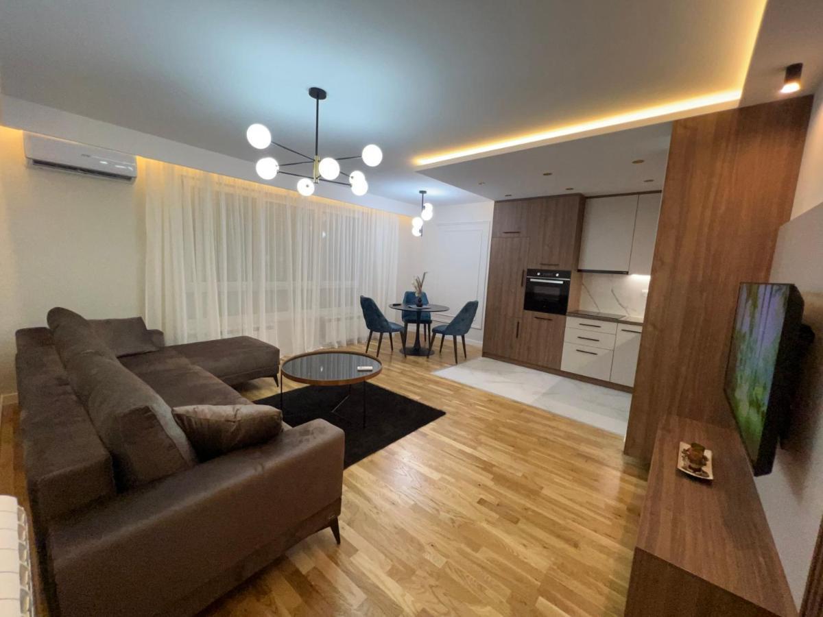 Lilly Lux Apartment Bijeljina Exterior foto